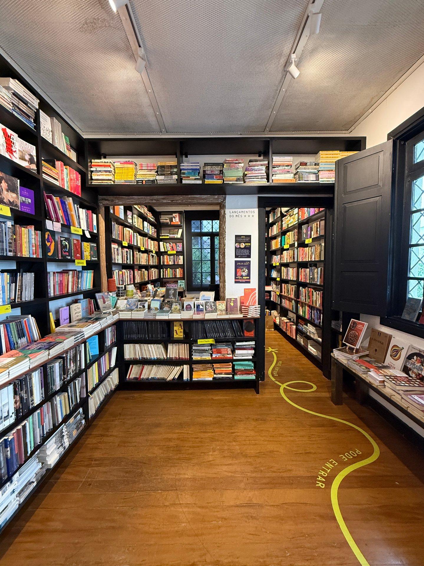 Livraria Candeeiro