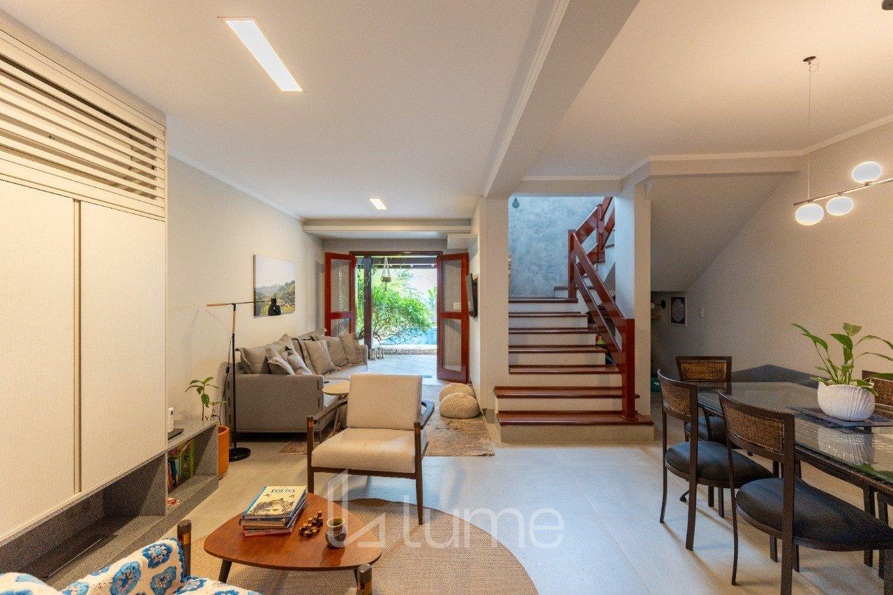 Luz natural e quintal vivo